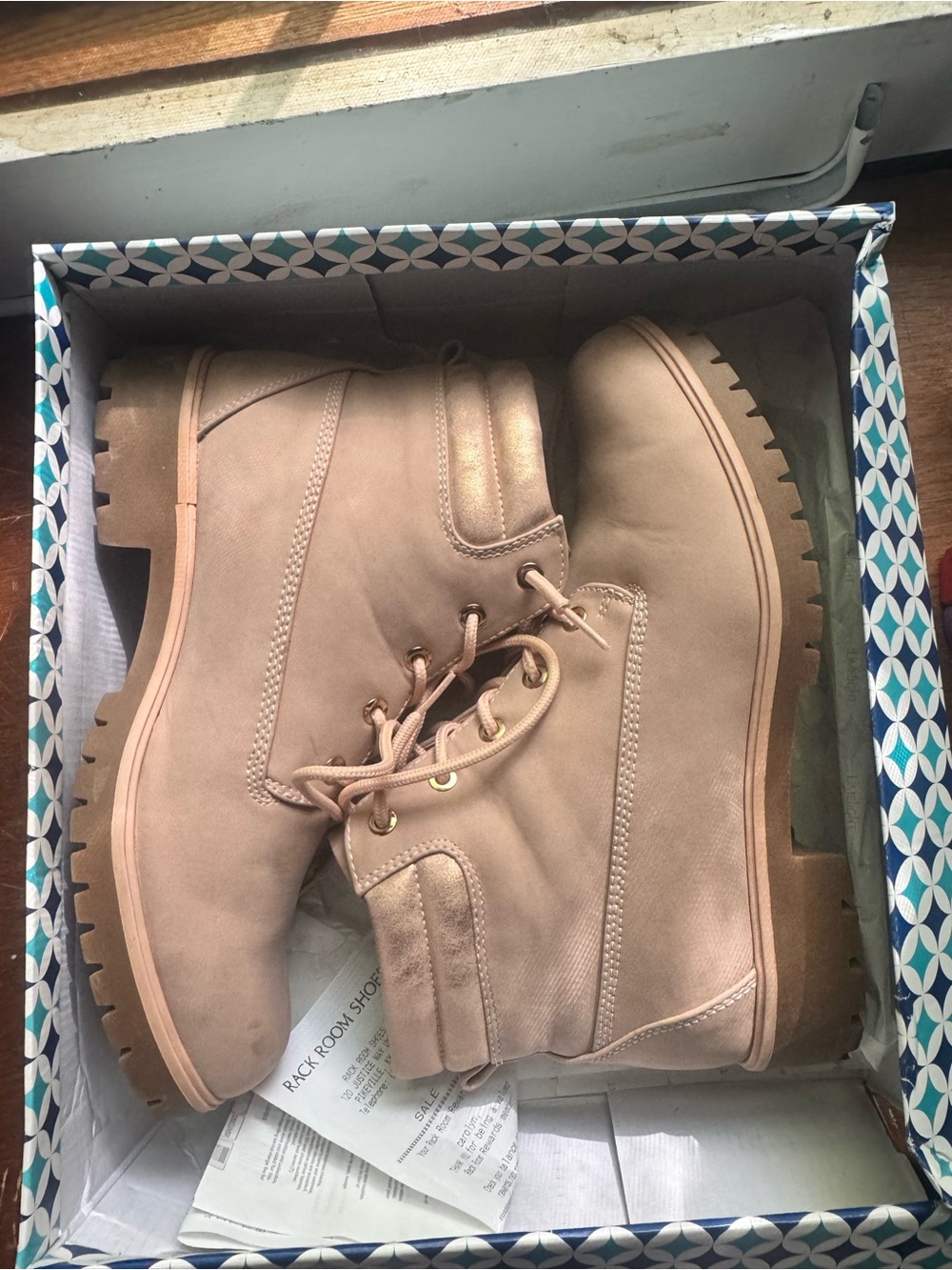 women's boots size 10
